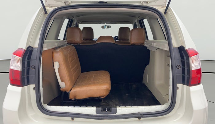 2017 Nissan Terrano XV D THP 110 PS, Diesel, Manual, 77,869 km, Boot Open Zoomed View