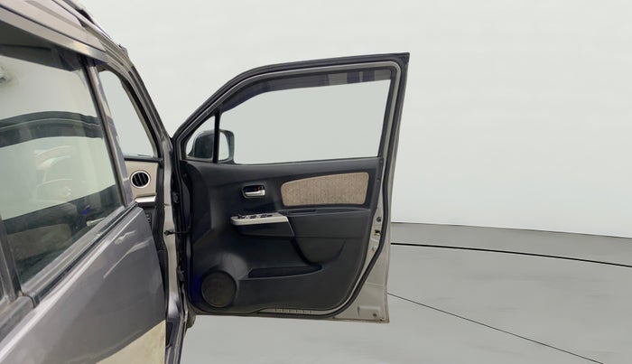 2016 Maruti Wagon R 1.0 VXI, Petrol, Manual, 79,584 km, RHS Front Door