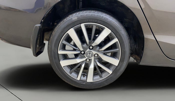 2022 Honda City 1.5L I-VTEC ZX CVT, Petrol, Automatic, 66,454 km, Right Rear Wheel