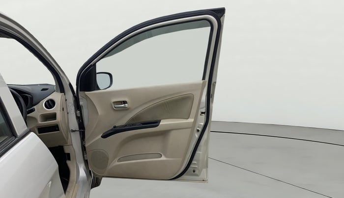 2019 Maruti Celerio ZXI, Petrol, Manual, 1,16,834 km, RHS Front Door