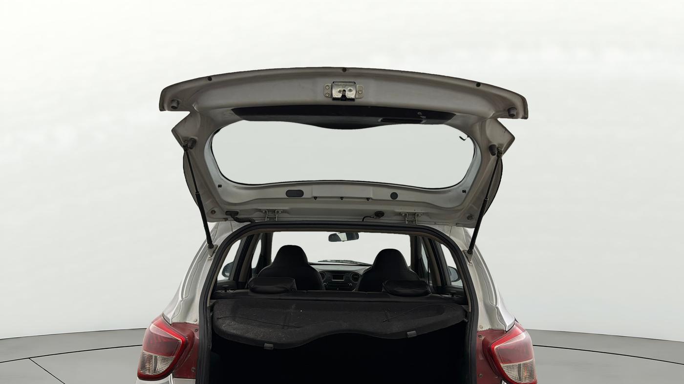 2015 Hyundai Grand i10 ASTA AT 1.2 KAPPA VTVT, Petrol, Automatic, 69,913 km, Boot Door Open