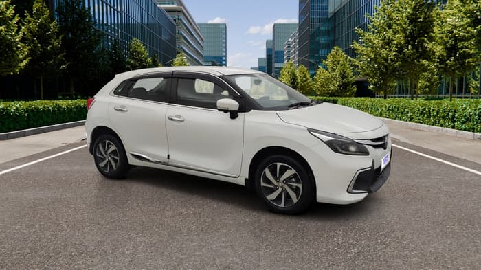 2022 Toyota Glanza V, Petrol, Manual, 13,234 km, Right Front Diagonal