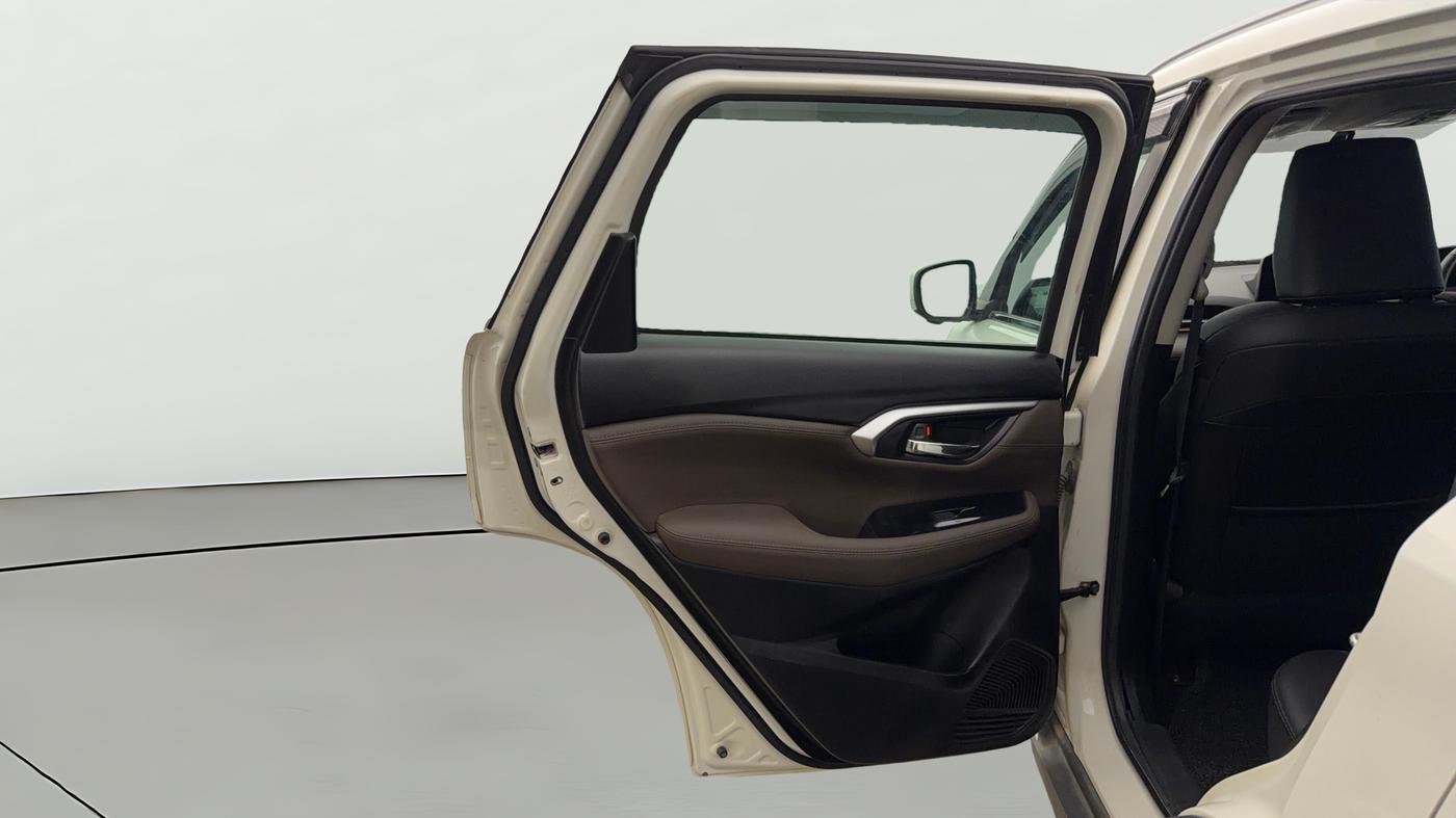 2024 Toyota URBAN CRUISER HYRYDER V HYBRID, Hybrid, Automatic, 60,281 km, LHS Rear Door