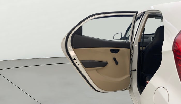 2014 Hyundai Eon 1.0 MAGNA +, Petrol, Manual, 52,140 km, LHS Rear Door