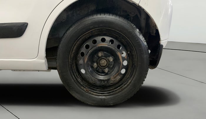 2015 Maruti Wagon R 1.0 VXI, CNG, Manual, 81,909 km, Left Rear Wheel