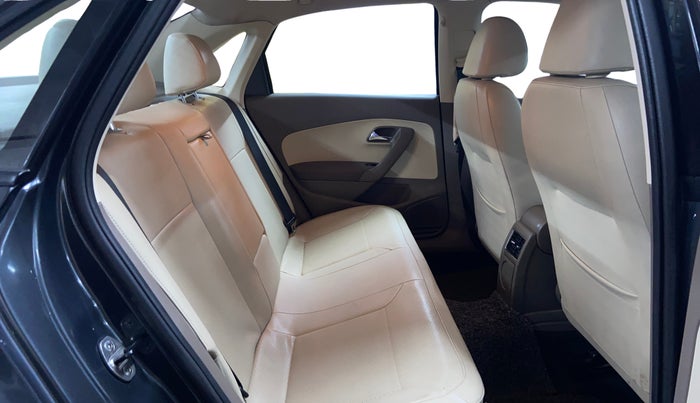 2016 Skoda Rapid 1.5 TDI CR STYLE PLUS AT, Diesel, Automatic, 95,810 km, Right Side Rear Door Cabin