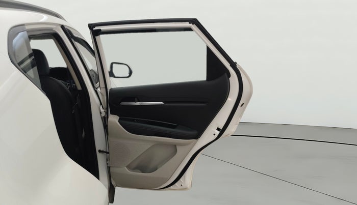 2021 KIA SONET HTX 1.0 IMT, Petrol, Manual, 30,361 km, RHS Rear Door