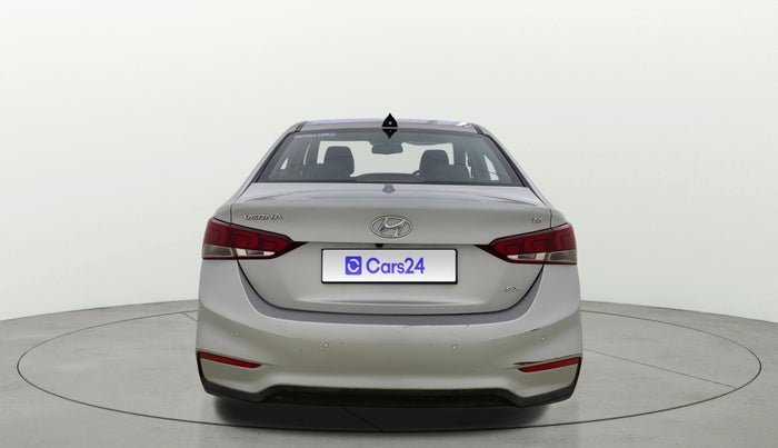 2017 Hyundai Verna 1.6 VTVT SX O, Petrol, Manual, 81,006 km, Back/Rear