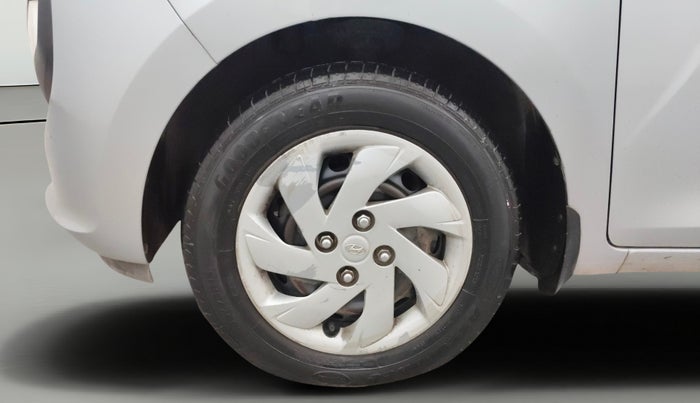2019 Hyundai NEW SANTRO SPORTZ CNG, CNG, Manual, 1,34,769 km, Left Front Wheel