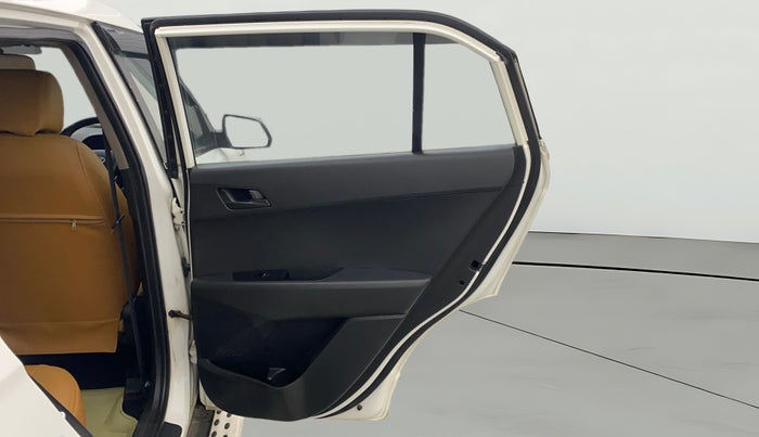 2016 Hyundai Creta BASE 1.6 PETROL, Petrol, Manual, 40,574 km, RHS Rear Door