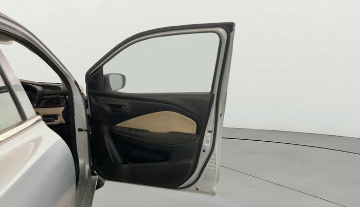 2022 Toyota Glanza E, Petrol, Manual, 8,724 km, RHS Front Door