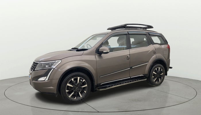 2018 Mahindra XUV500 W11 AT, Diesel, Automatic, 84,090 km, Left Front Diagonal