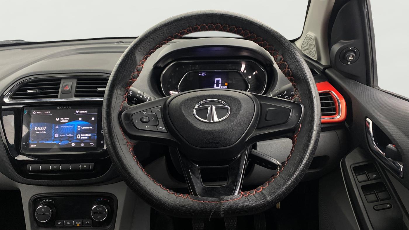 2021 Tata Tiago XZ PLUS PETROL, Petrol, Manual, 30,917 km, Steering Wheel Close Up