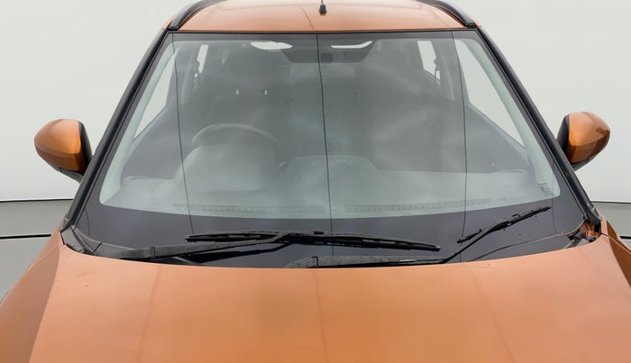 2018 Maruti Vitara Brezza VDI, Diesel, Manual, 76,683 km, Front Windshield