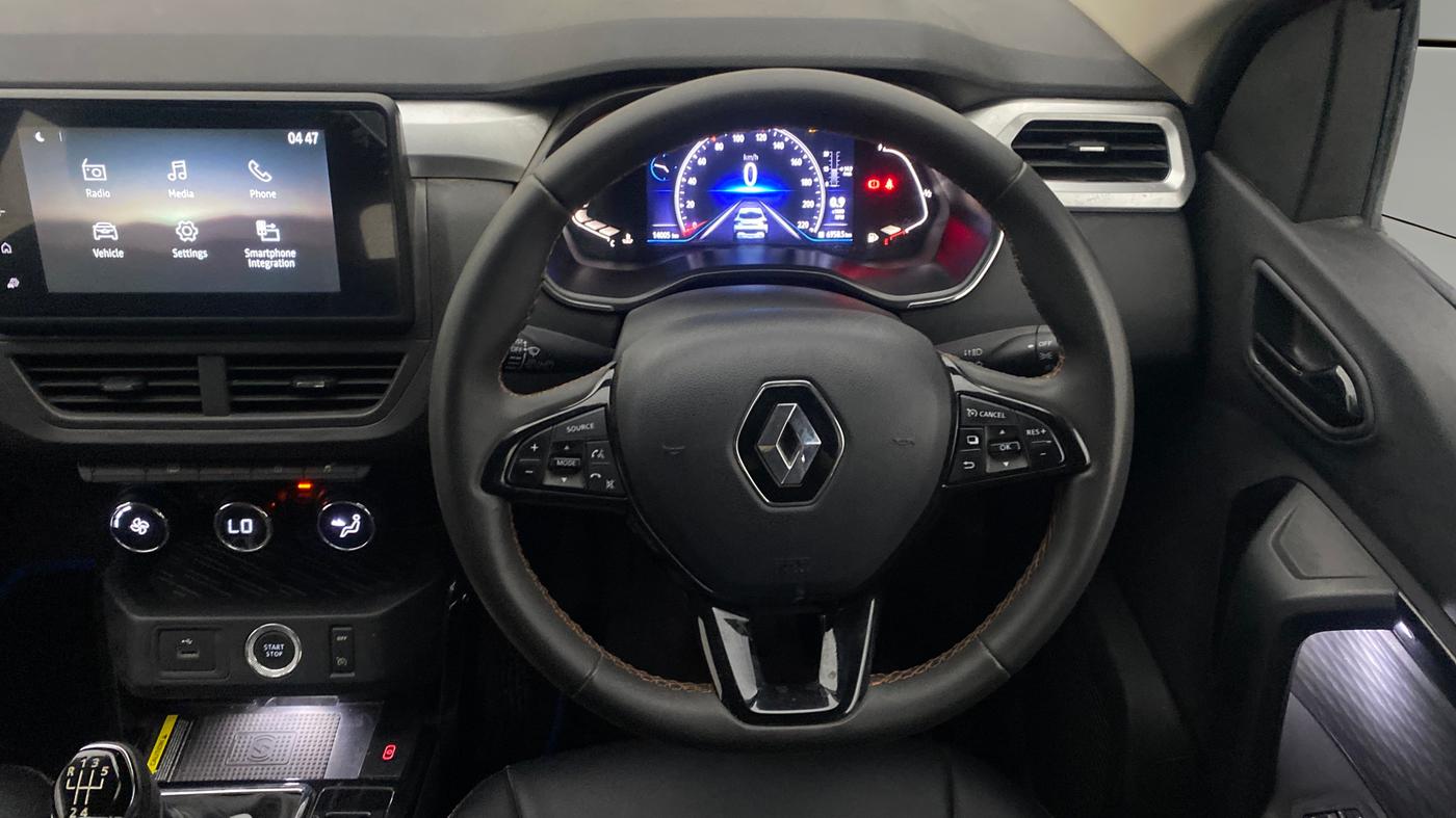 2024 Renault Kiger RXZ MT, Petrol, Manual, 13,553 km, Steering Wheel Close Up