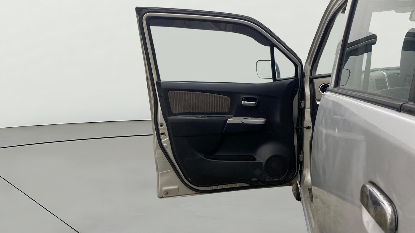 2015 Maruti Wagon R 1.0 LXI CNG, CNG, Manual, 76,434 km, LHS Front Door