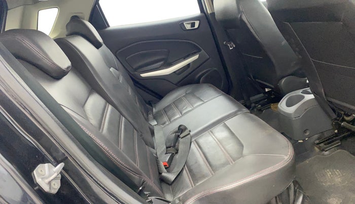 2017 Ford Ecosport TITANIUM+ 1.5L DIESEL, Diesel, Manual, 83,233 km, Right Side Rear Door Cabin