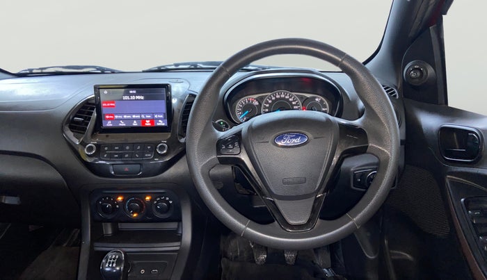 2020 Ford FREESTYLE TITANIUM 1.2 PETROL, Petrol, Manual, 43,550 km, Steering Wheel Close Up
