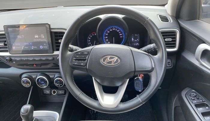 2021 Hyundai VENUE S+ 1.2, Petrol, Manual, 21,205 km, Steering Wheel Close Up