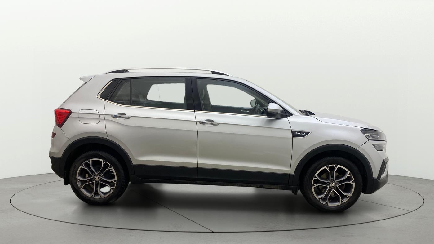 2021 Skoda KUSHAQ STYLE 1.0L TSI MT, Petrol, Manual, 1,02,904 km, Right Side View