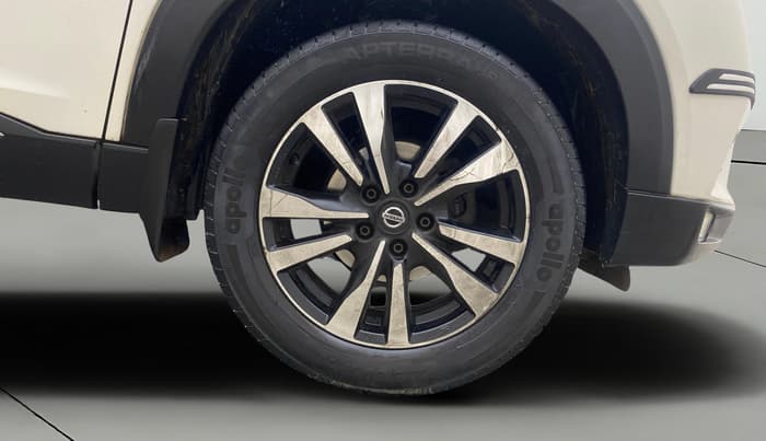 2021 Nissan Kicks XV 1.5, Petrol, Manual, 71,247 km, Right Front Wheel