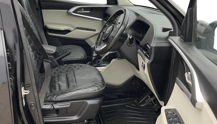 2023 KIA CARENS PRESTIGE PLUS 1.5 PETROL IMT 7 STR, Petrol, Manual, 48,381 km, Right Side Front Door Cabin