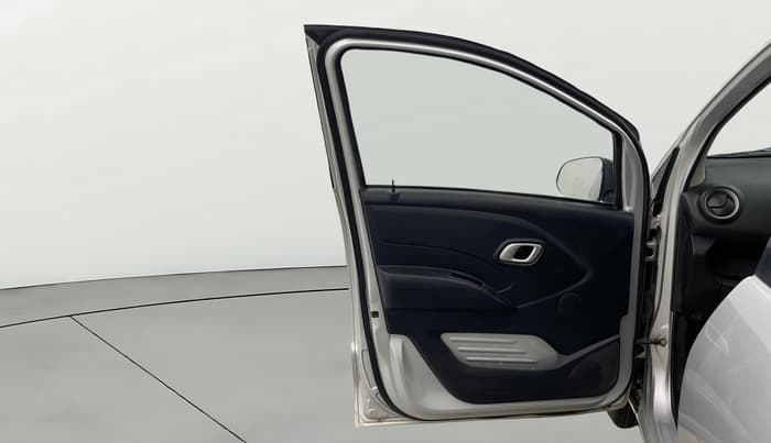 2019 Datsun Redi Go T (O), Petrol, Manual, 38,330 km, LHS Front Door