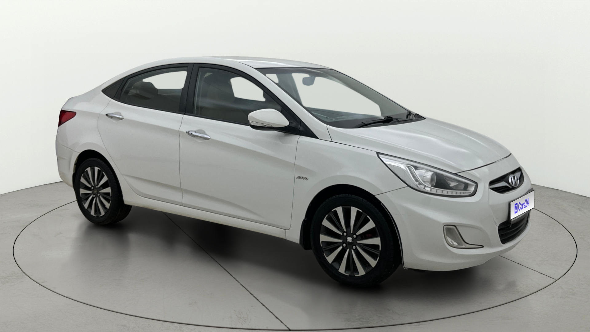 2014 Hyundai Verna FLUIDIC 1.6 CRDI SX OPT AT 2014 Hyundai Verna FLUIDIC 1.6 CRDI SX OPT AT