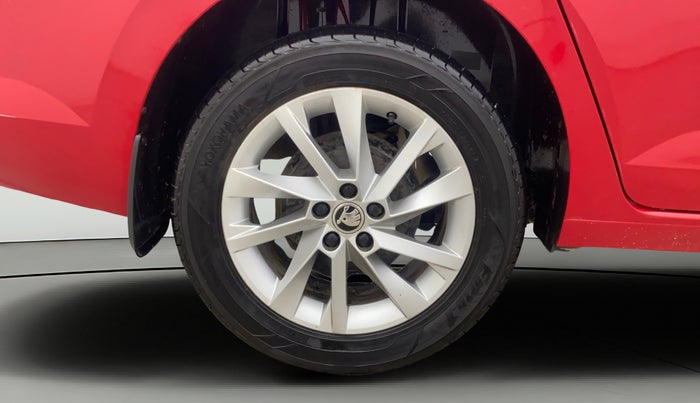 2022 Skoda SLAVIA AMBITION 1.0L TSI MT, Petrol, Manual, 54,441 km, Right Rear Wheel