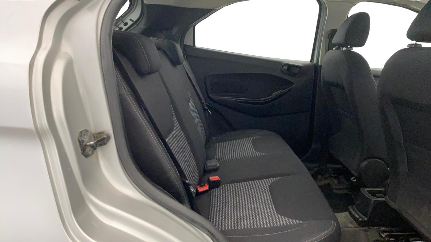 2019 Ford New Figo TITANIUM 1.2 PETROL MT, Petrol, Manual, 65,414 km, Right Side Rear Door Cabin