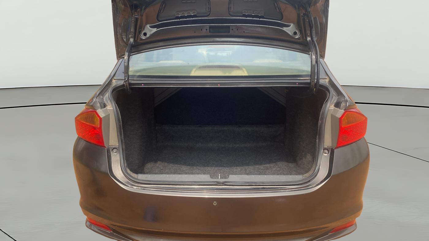 2015 Honda City 1.5L I-VTEC VX, Petrol, Manual, 1,19,166 km, Boot Open Zoomed View