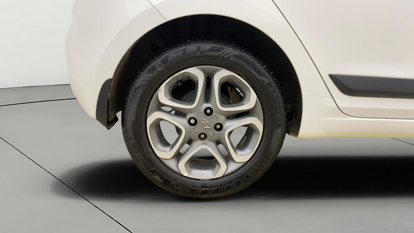 2019 Hyundai Elite i20 ASTA (O) CVT, Petrol, Automatic, 57,340 km, Right Rear Wheel