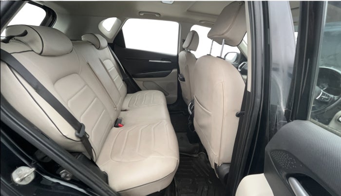 2021 KIA SONET HTX 1.0 IMT, Petrol, Manual, 72,619 km, Right Side Rear Door Cabin