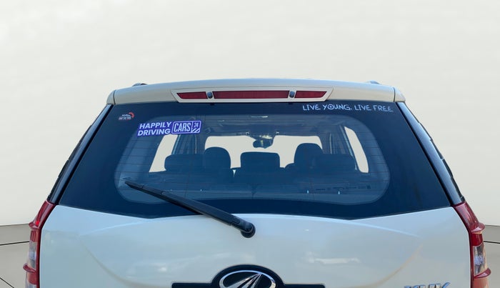 2015 Mahindra XUV500 W8, Diesel, Manual, 77,616 km, Rear Windshield