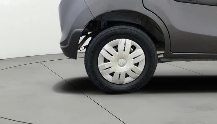2020 Maruti Alto VXI, Petrol, Manual, 1,03,254 km, Right Rear Wheel