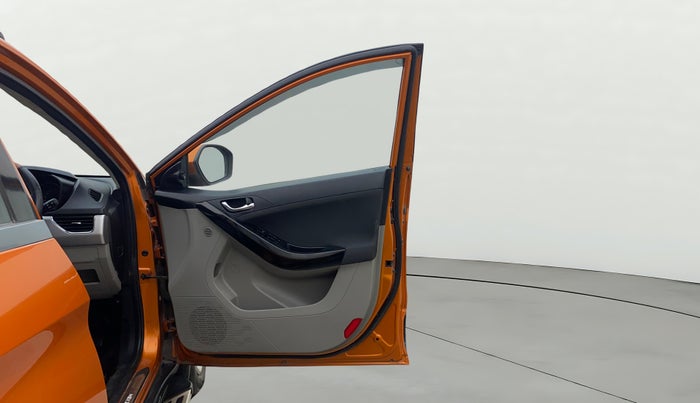 2018 Tata NEXON XZ PETROL, Petrol, Manual, 92,407 km, RHS Front Door