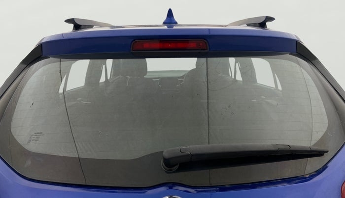 2019 Nissan Kicks XV 1.5, Petrol, Manual, 41,772 km, Rear Windshield