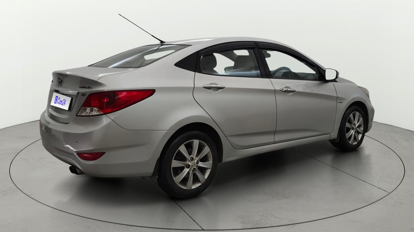2013 Hyundai Verna FLUIDIC 1.6 CRDI SX, Diesel, Manual, 95,225 km, Right Back Diagonal