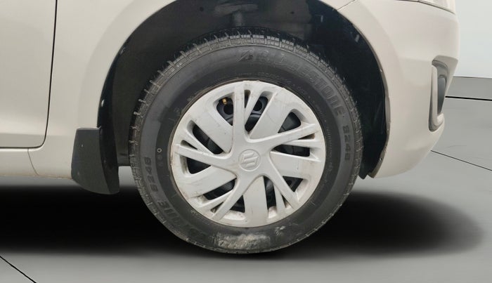 2015 Maruti Swift VXI, Petrol, Manual, 58,770 km, Right Front Wheel