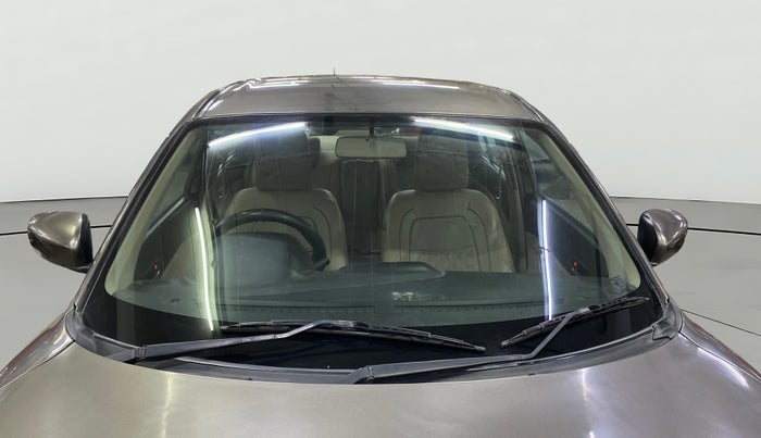 2017 Maruti Dzire VXI, Petrol, Manual, 55,871 km, Front Windshield