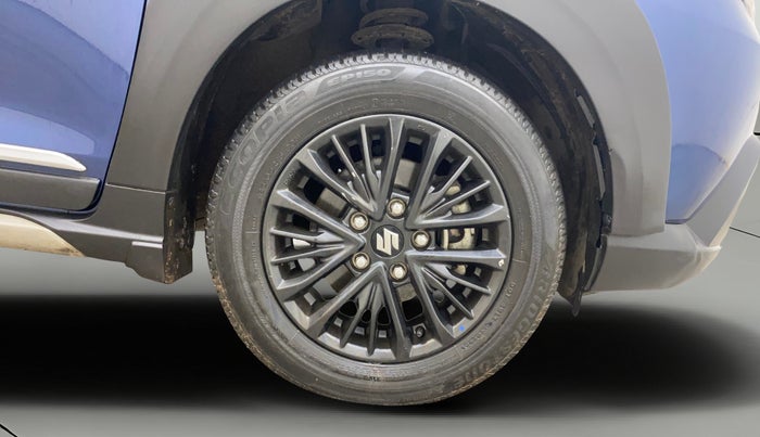 2020 Maruti XL6 ALPHA AT, Petrol, Automatic, 65,892 km, Right Front Wheel