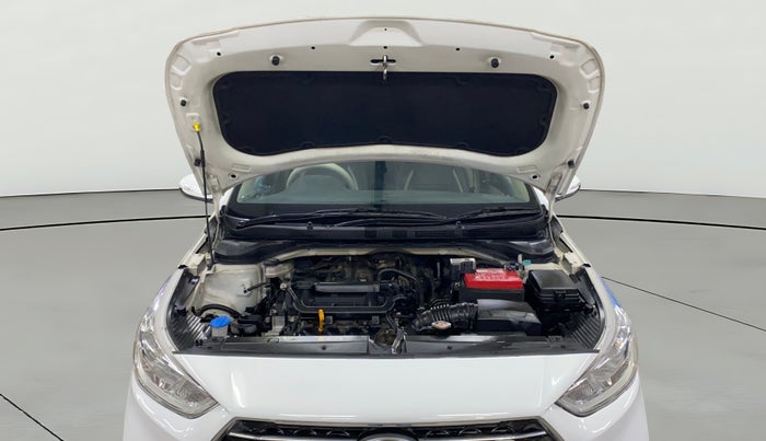 2018 Hyundai Verna 1.4 EX PETROL, Petrol, Manual, 43,601 km, Open Bonet