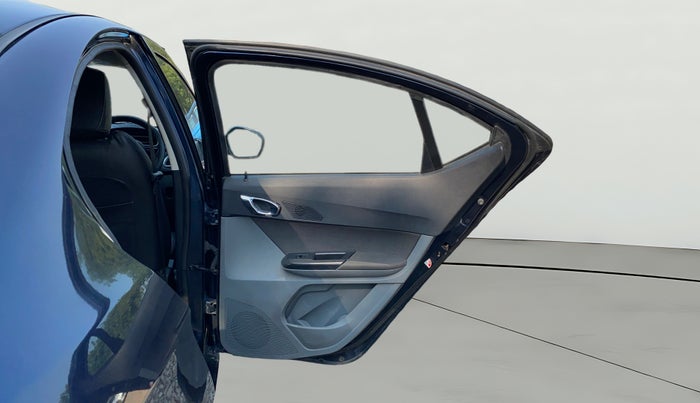 2019 Tata TIGOR XZ PLUS PETROL, CNG, Manual, 1,40,384 km, RHS Rear Door