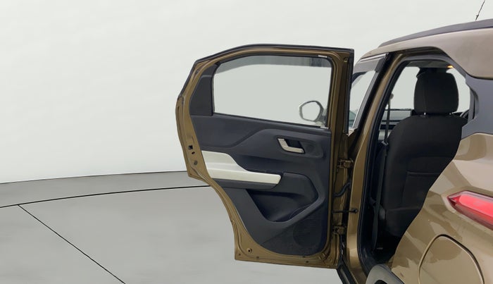 2023 Tata PUNCH CREATIVE  MT, Petrol, Manual, 42,179 km, LHS Rear Door