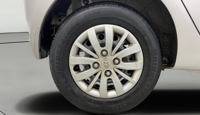 2013 Hyundai i10 MAGNA 1.2, Petrol, Manual, 28,723 km, Right Rear Wheel