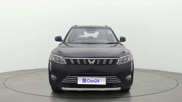 2023 Mahindra XUV300 W8 (O) 1.2 PETROL AMT, Petrol, Automatic, 42,672 km, Front