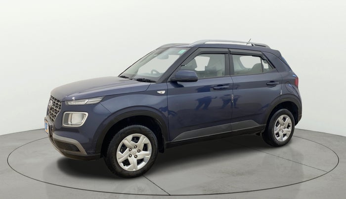 2022 Hyundai VENUE S 1.2, Petrol, Manual, 28,273 km, Left Front Diagonal