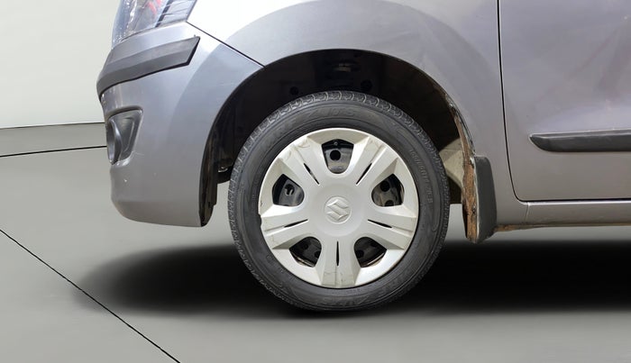 2014 Maruti Wagon R 1.0 VXI, Petrol, Manual, 28,316 km, Left Front Wheel