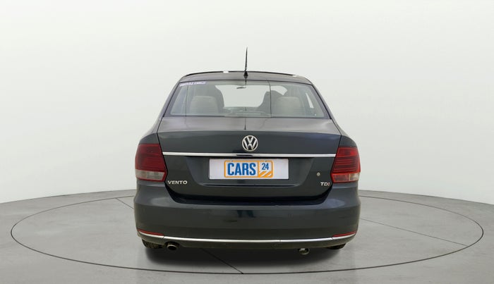 2016 Volkswagen Vento HIGHLINE 1.5 AT, Diesel, Automatic, 55,573 km, Back/Rear