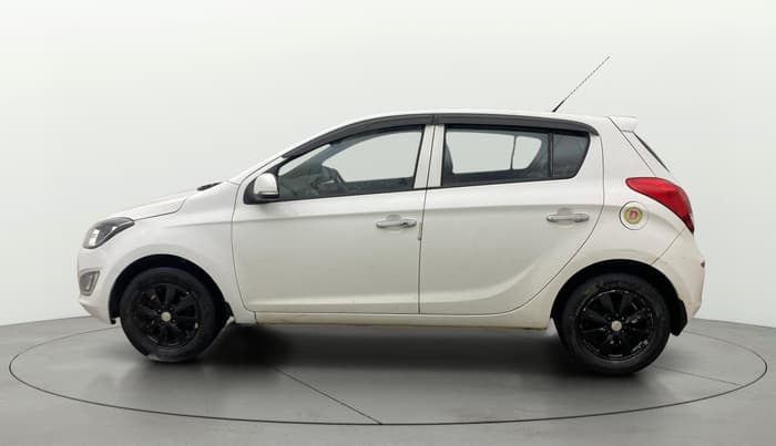 2014 Hyundai i20 ASTA 1.4 CRDI, Diesel, Manual, 1,42,812 km, Left Side